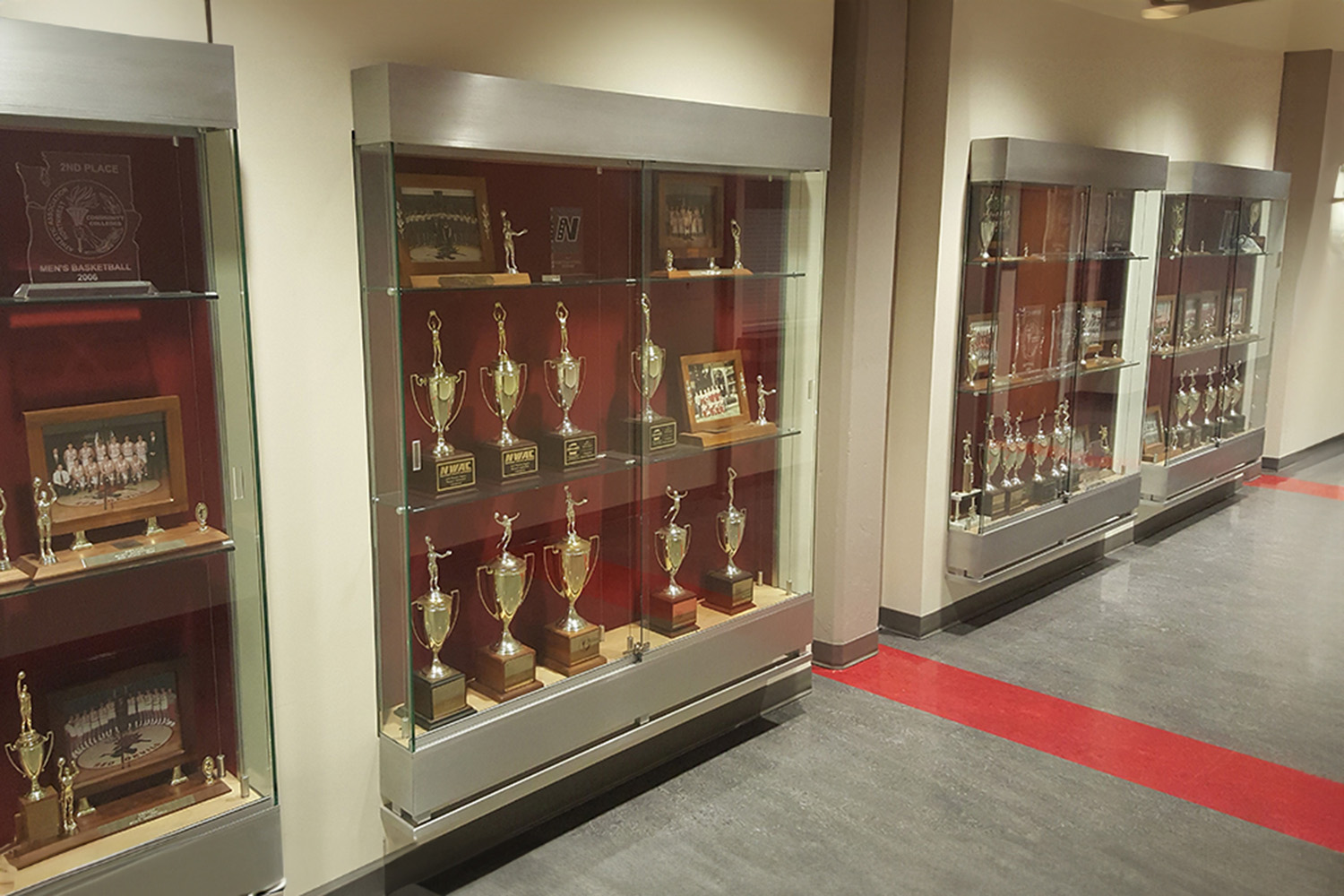 Athletic display cases gallery image 3